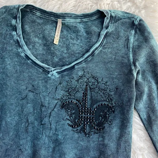 American Age Blue Green Long Sleeve Henley Top Fleur De Lis Y2k Grunge Fairy Alt - Image 6