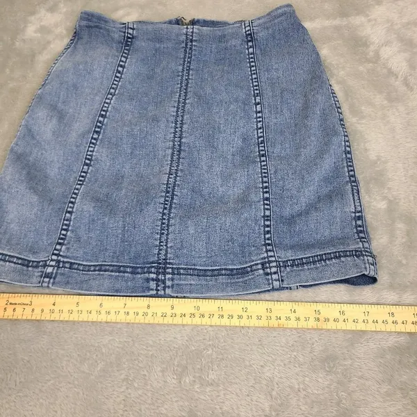 Free People Skirt Womens 6 Blue Denim Mini‎ Boho Beachy Festival Stretch - Image 6