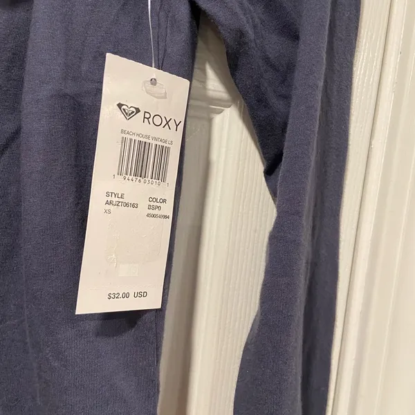 NWT Roxy Size XS Blue Crew Neck Long Sleeve Logo Cropped Tee Shirt Surf Beach 90 - Image 8