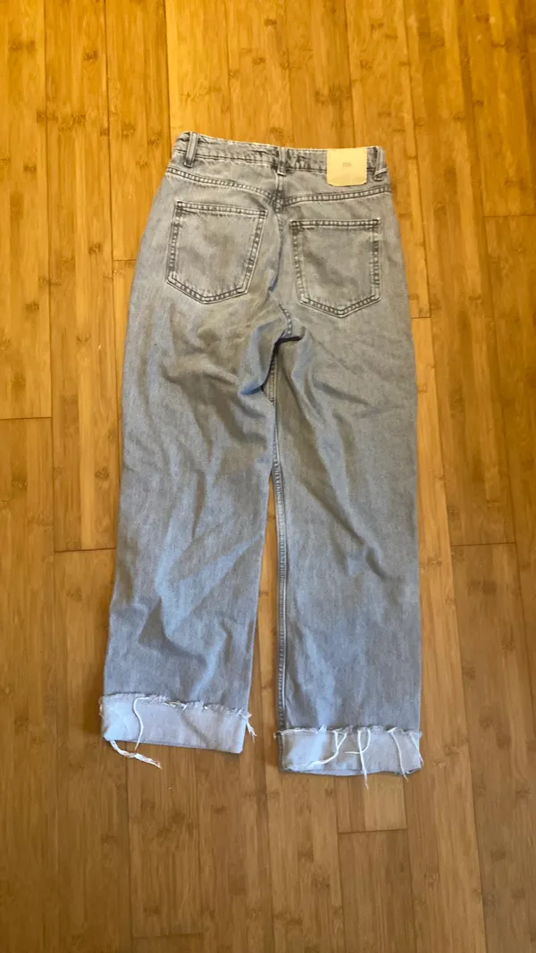 ZARA Jeans High-Rise Straight - Image 2