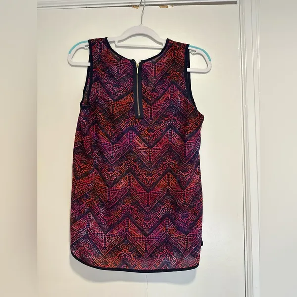 Japna Sleeveless Women Sz: L Chiffon Zigzag Colorful Tank Blouse Top. Zip Back. - Image 2