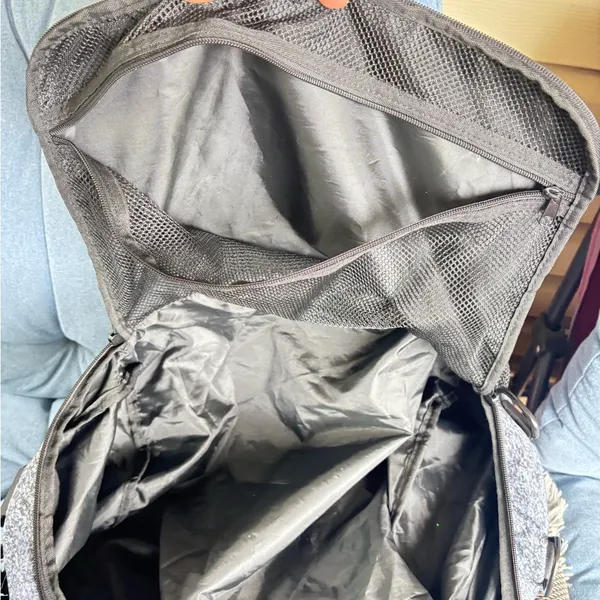 PINK - Victoria's Secret duffle bag - Image 10