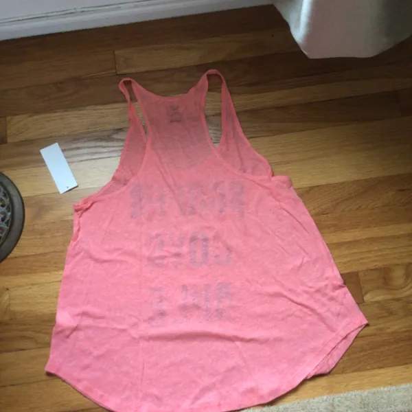 Roxy Surfer Boys Rule Racerback Tank in Coral multi sz medium - Image 3