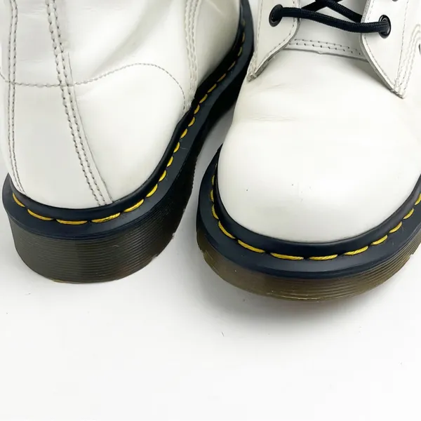 DR. MARTENS White Leather Lace Up Combat Boots 7 Grunge Biker Moto Minimalist - Image 13