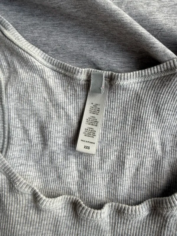 SKIMS Tank Top  - Image 3