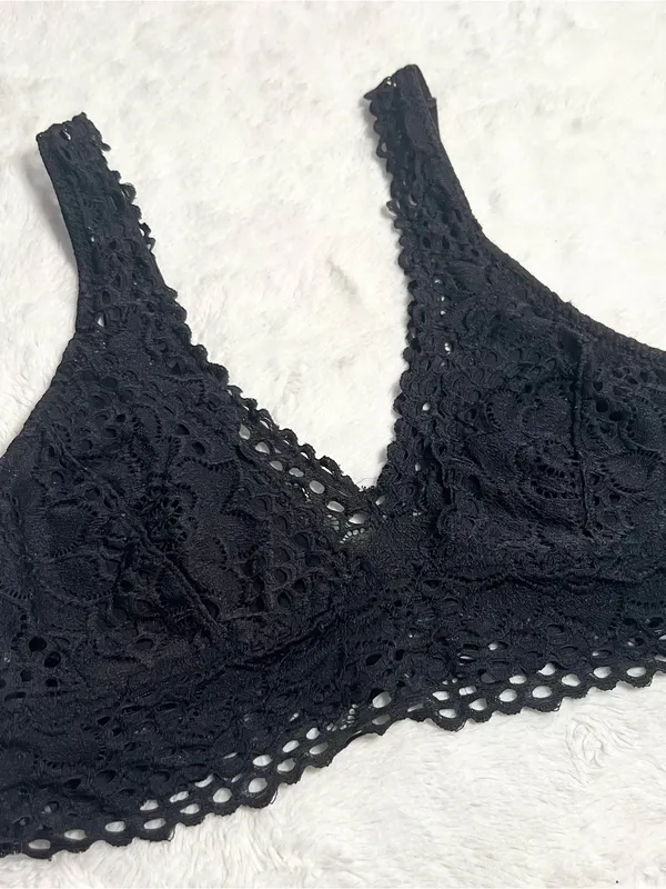 True Black Floral Lace Bralette Wireless Comfort Bra Size Medium - Image 2