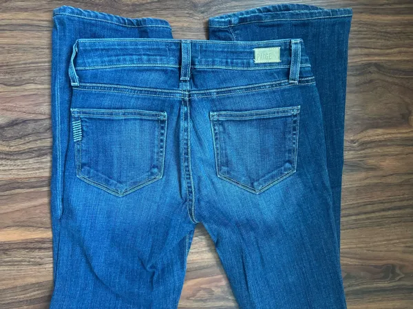 Paige blue bootcut jeans - Image 4