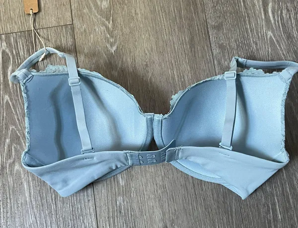 SKIMS T-Shirt Bra - Image 2