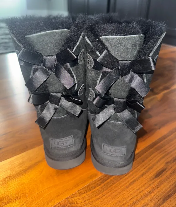 UGG Women’s Bailey Bow Boots Black - Image 2