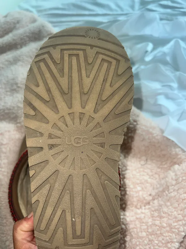 UGG TAZZ - Image 3