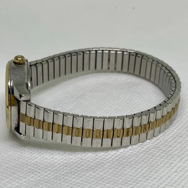 Timex indiglo women’s watch silver gold tone mother of pearl dial 25mm running - Image 7