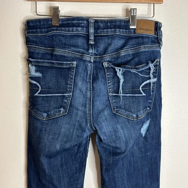 American Eagle Women's Super Stretch High-Rise Distressed Jegging‎ Jeans Size 6 - Image 9