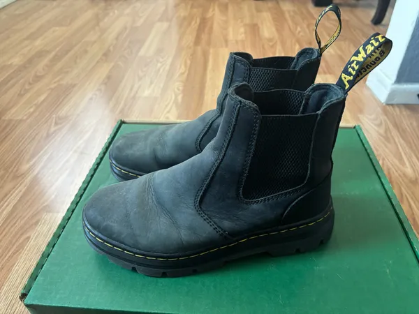 Dr. Martens Embury Chelsea Boots - Image 3