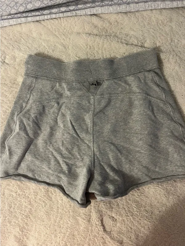 Oversized Shorts Gray - Image 3