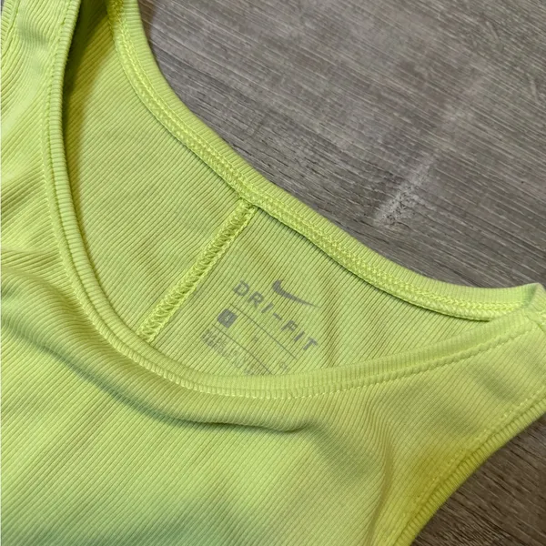 •NIKE• TANK TOP - Image 3