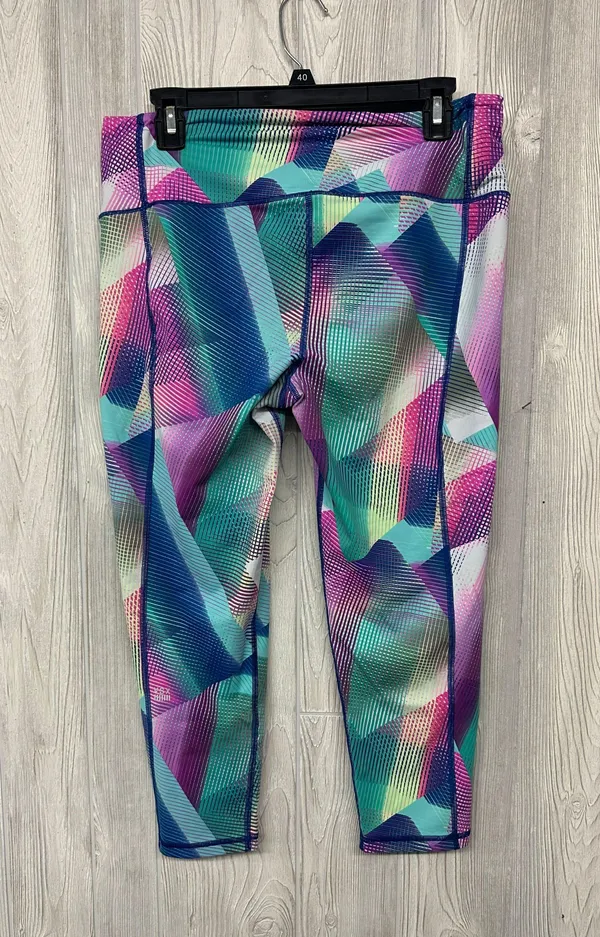 Victoria's Secret Capri Leggings - Image 3
