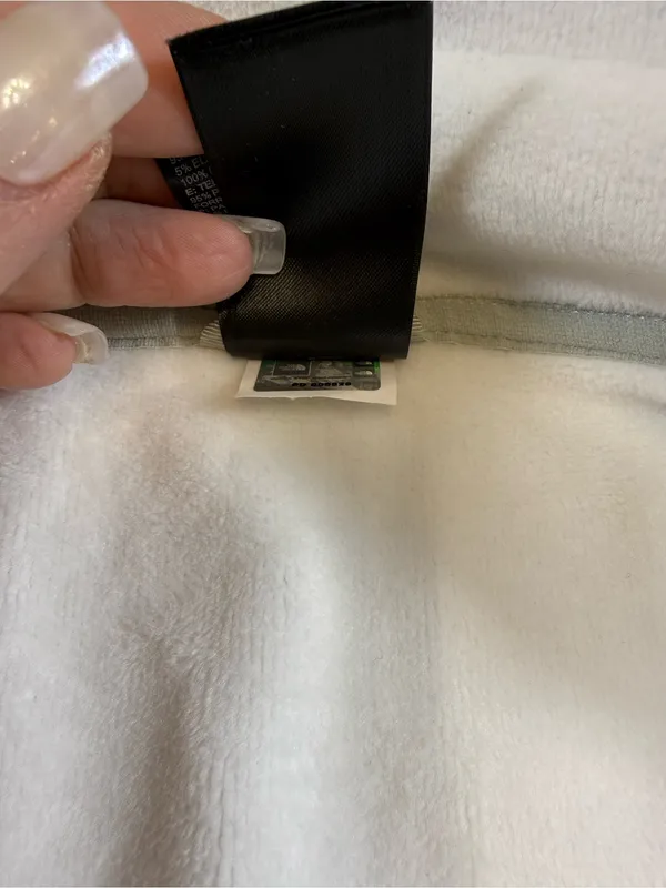 The North Face Light Gray Full-Zip Fleece Jacket - Image 9