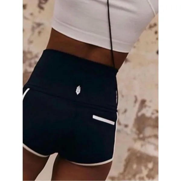 Free people Movement Black & White Shorts(Size XS) - Image 5