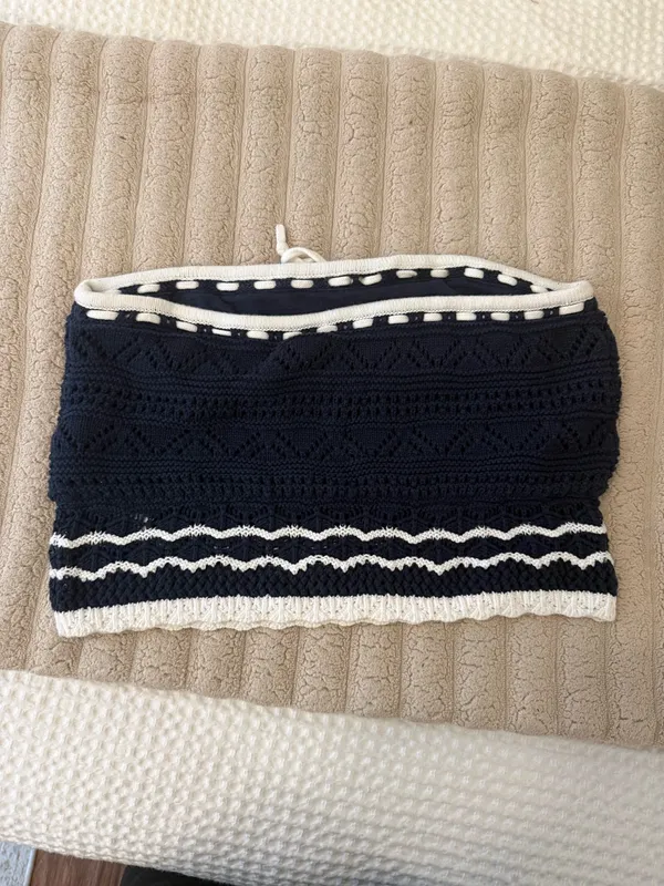 Hollister Navy Blue Crochet Tube Top - Image 3