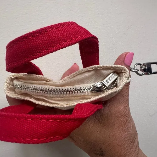 GAP Logo TOTE Bag Charm Red & White NEW - Image 4