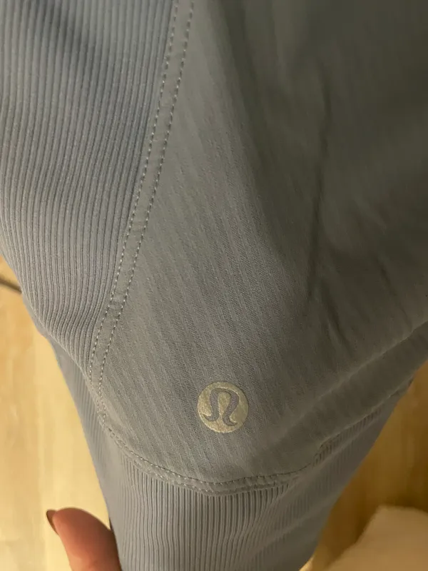 Lululemon Jacket Full-Zip - Image 3