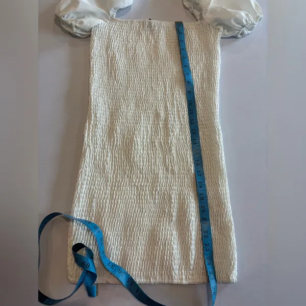 PRETTYLITTLETHING White Bodycon Ruched Dress with Balloon Sleeves‎ NWOT Size 6 - Image 5