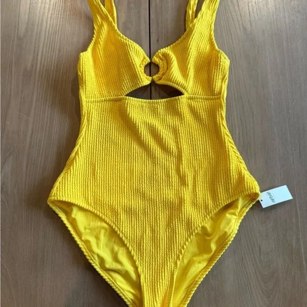 NWT Aerie Crinkle Ring Full Coverage One Piece Swimsuit - Image 2