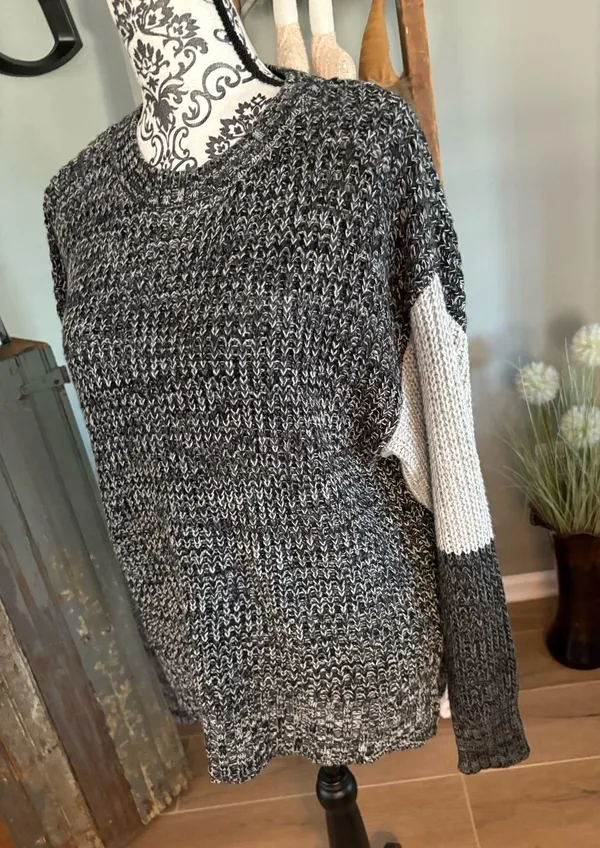 Time & Tru size XL black & grey sweater - Image 5