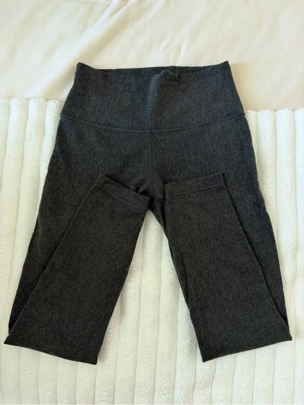 Lululemon high rise leggings - Image 8