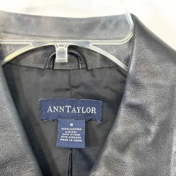 VTG‎ Ann Taylor Small Leather Jacket Black Full Zip Moto Y2K Edgy Genuine 910 - Image 3