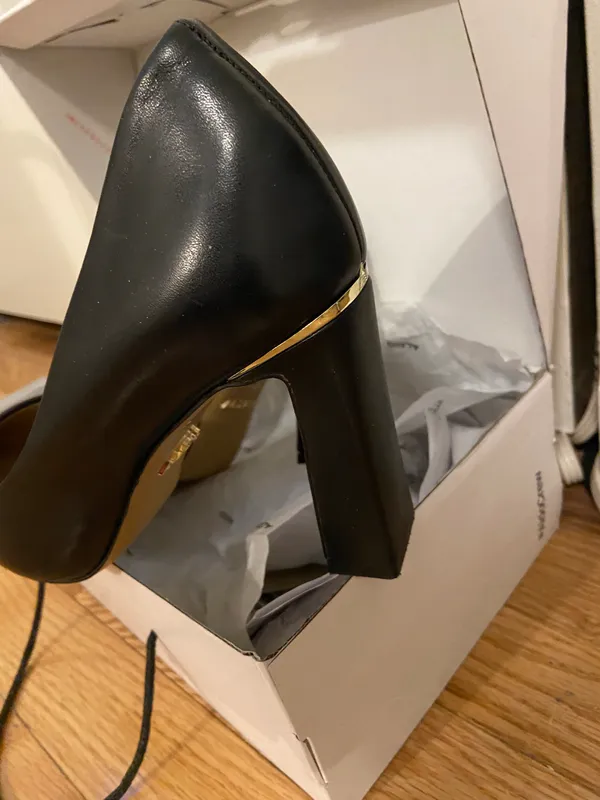 ALDO Black Pumps - Image 2