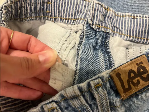 Lee Light Blue High-Waist Denim Shorts with Frayed Hem - Image 3