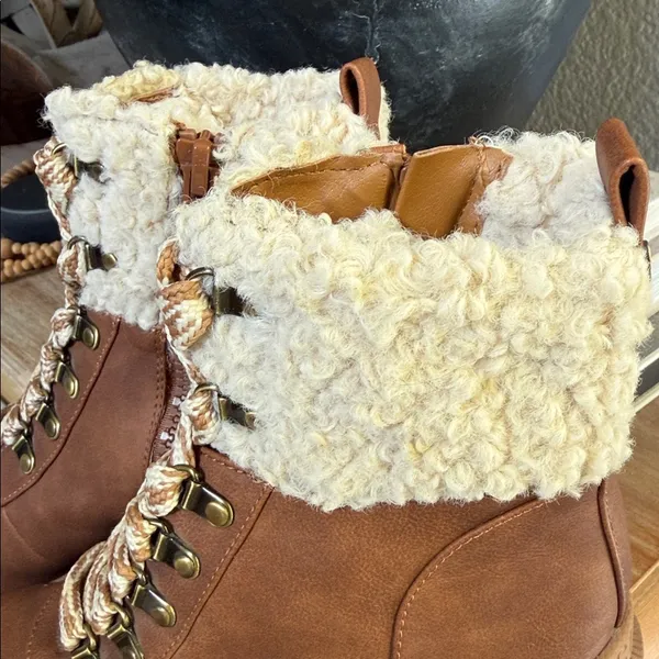 160- Circus by Sam Edelman Sambert Sherpa Lace-Up Ankle Boots NWOB Size 7 - Image 8