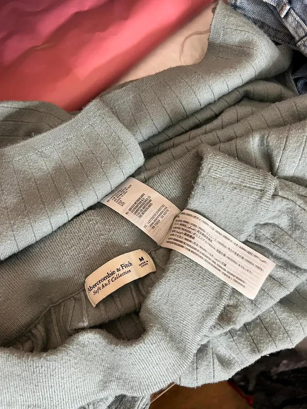 Abercrombie lounge pants - Image 2
