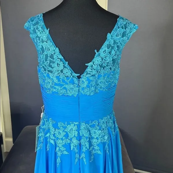 Women’s Blue Full Length Formal Dress V-Neck Lace Appliqué Bodice Size 10 NWT - Image 4
