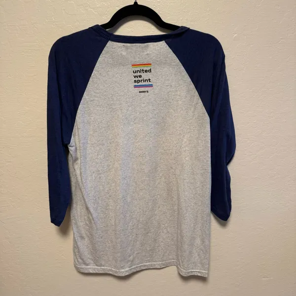 Barry's UWS Raglan Shirt Blue Size M - Image 6
