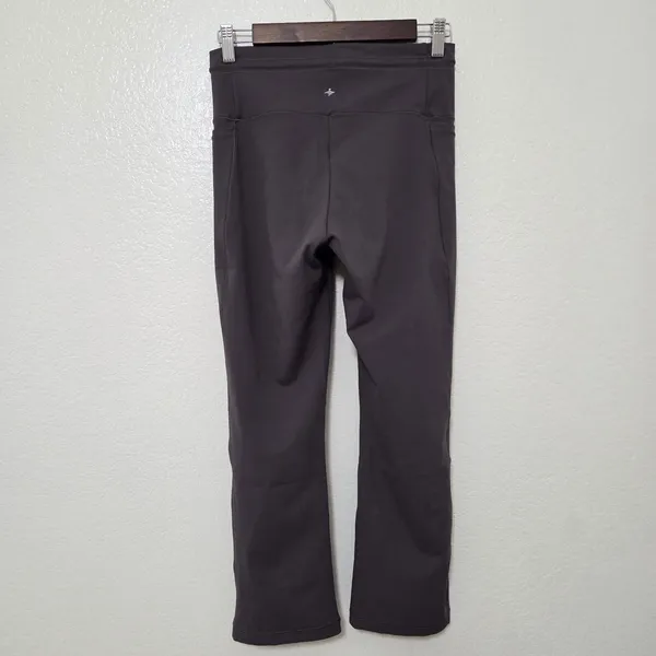 NWT Halara High Waisted Drawstring Pocket Skinny Cropped Yoga Pants Medium - Image 3