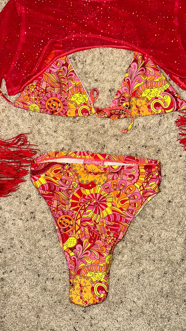 Sassy Pants Festival Set - Image 3