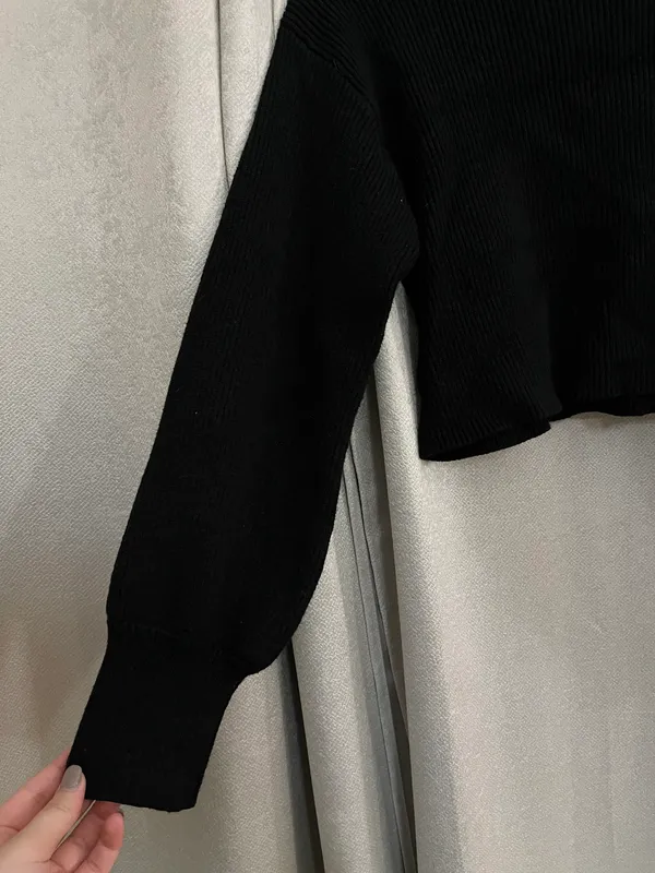 Francesca's Sweater - Image 4