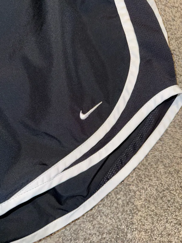 Nike Women's Dri-Fit Lined Running Shorts Black/White - Image 2