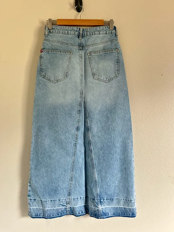 BDG Mandi Denim Maxi Skirt Sz XS NWOT - Image 4