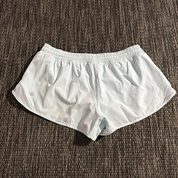 Lululemon Hotty Hot Low Rise Lined Short 2.5" Powder Blue Swift Size 12 - Image 2