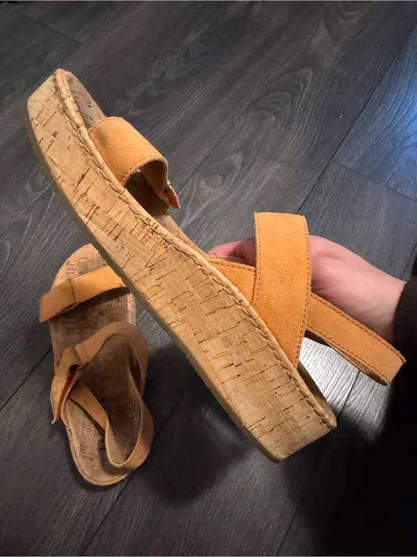 Born Sloan Leather Platform Sandals Orange Size 8 - Image 3