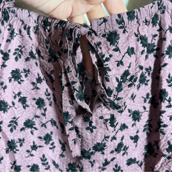 Madewell Purple‎ Black Floral Seesucker Peasant Top - Image 3