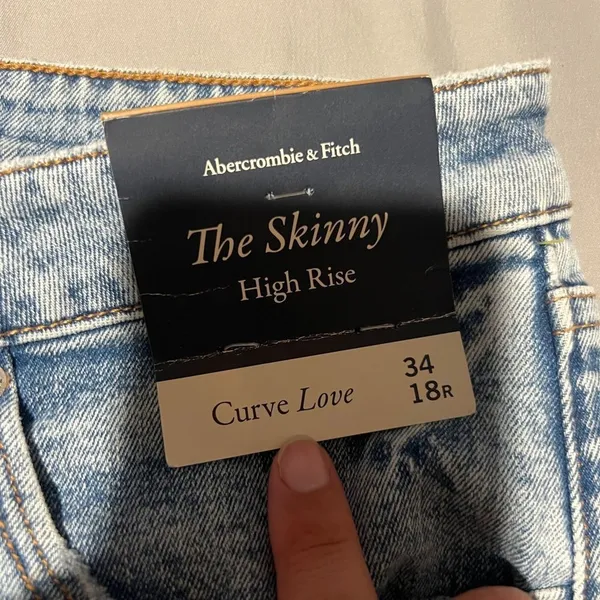 NWT Abercrombie and fitch curve love the skinny high rise‎ jeans 34 - Image 8