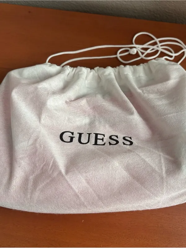 GUESS Hot Pink Shoulder Bag with Gold Hardware - Image 9
