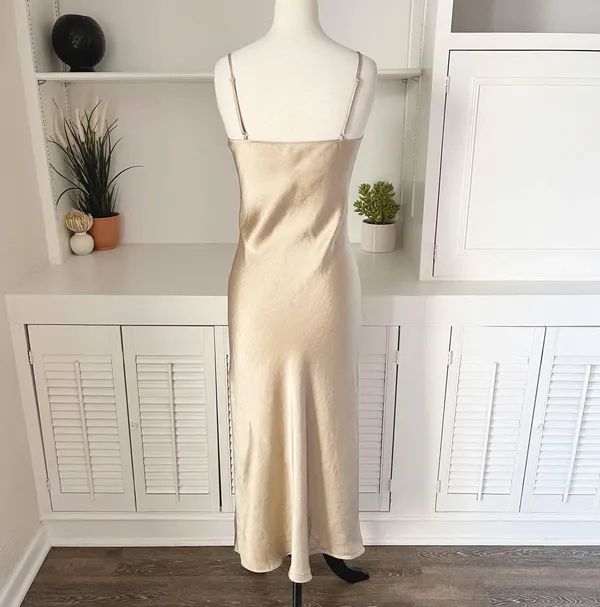 Aritzia Wilfred Only Slip Satin Midi Dress - Image 7