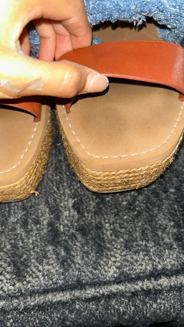 Steve Madden slide sandles - Image 3