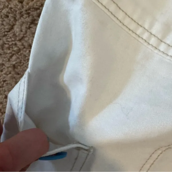Abercrombie & Fitch White Cargo Style Pants - Image 3