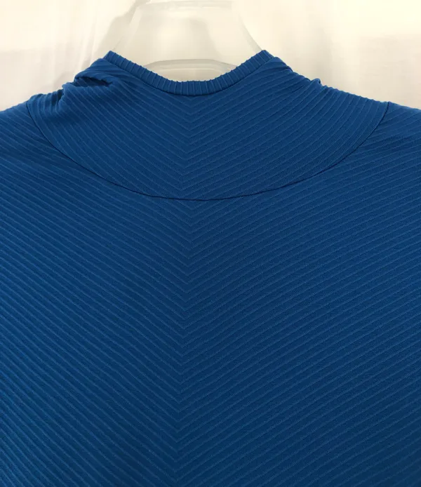 Blue Size L - Image 6